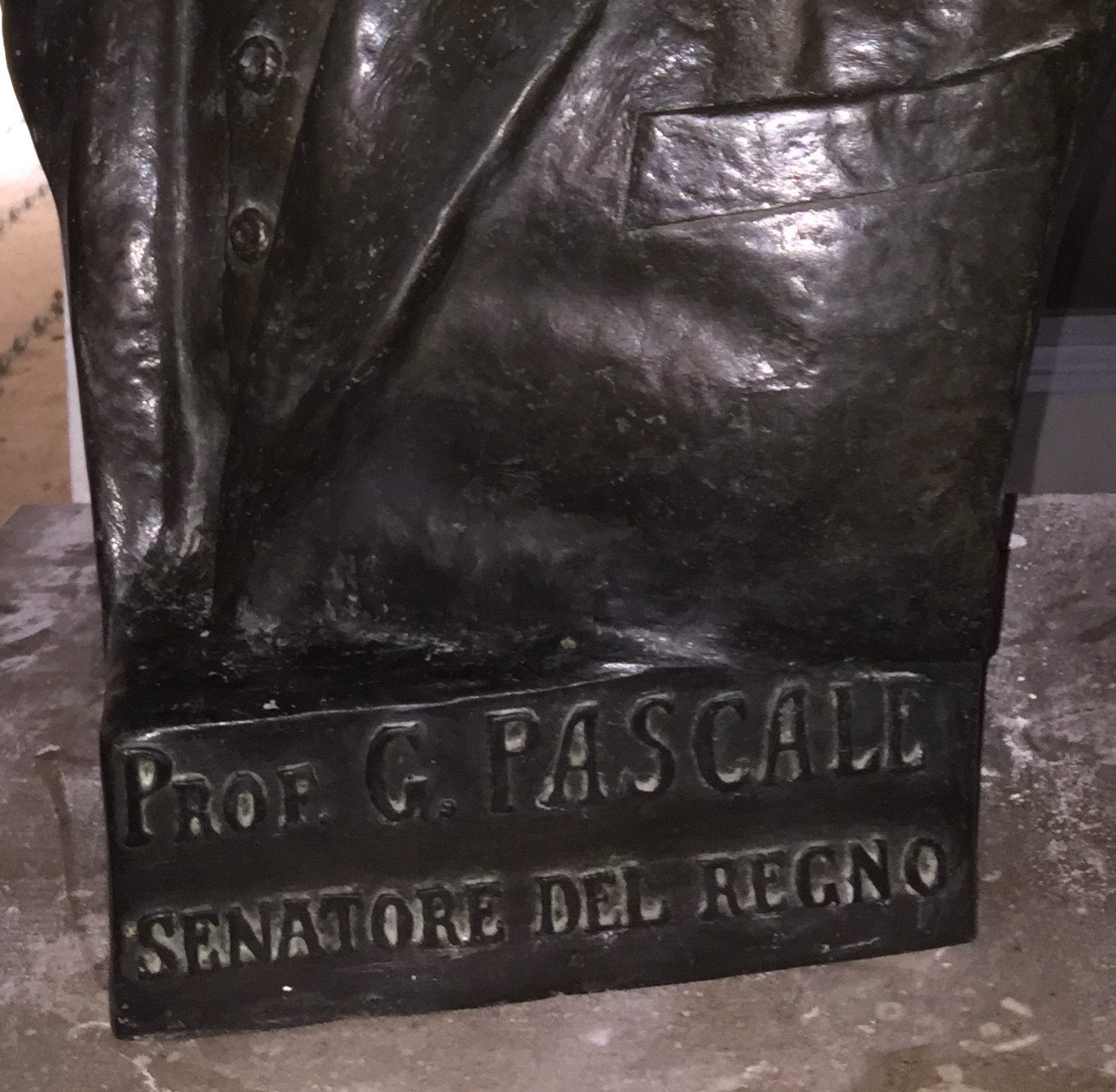 Giovanni Pascale's bronze bust(2).jpeg
